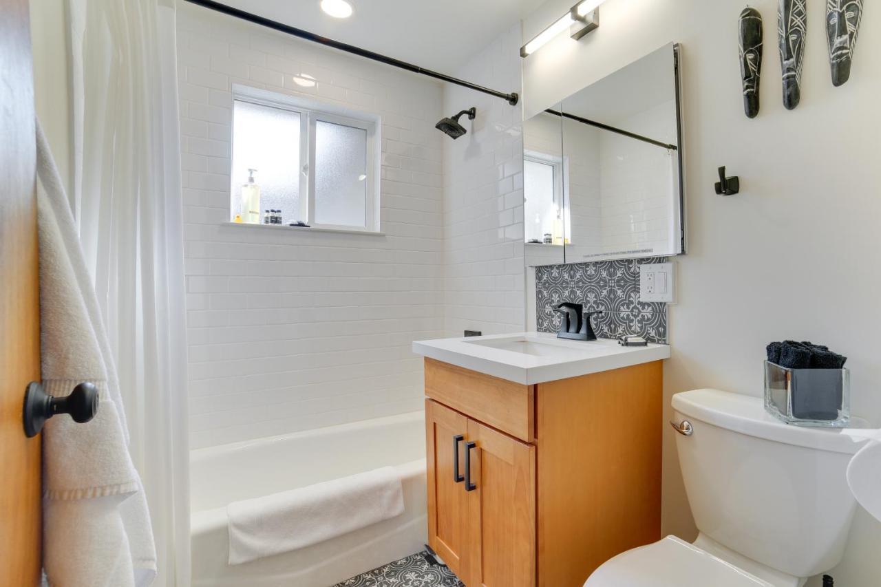 Vacation With Hot Tub 5 Mi To Downtown Holiday home