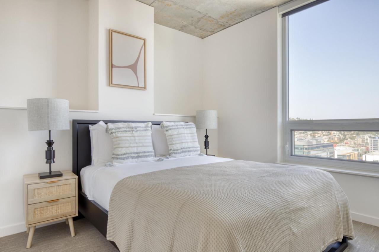South Union 2br W Wd Roof Nr Union Sea-495 Seattle
