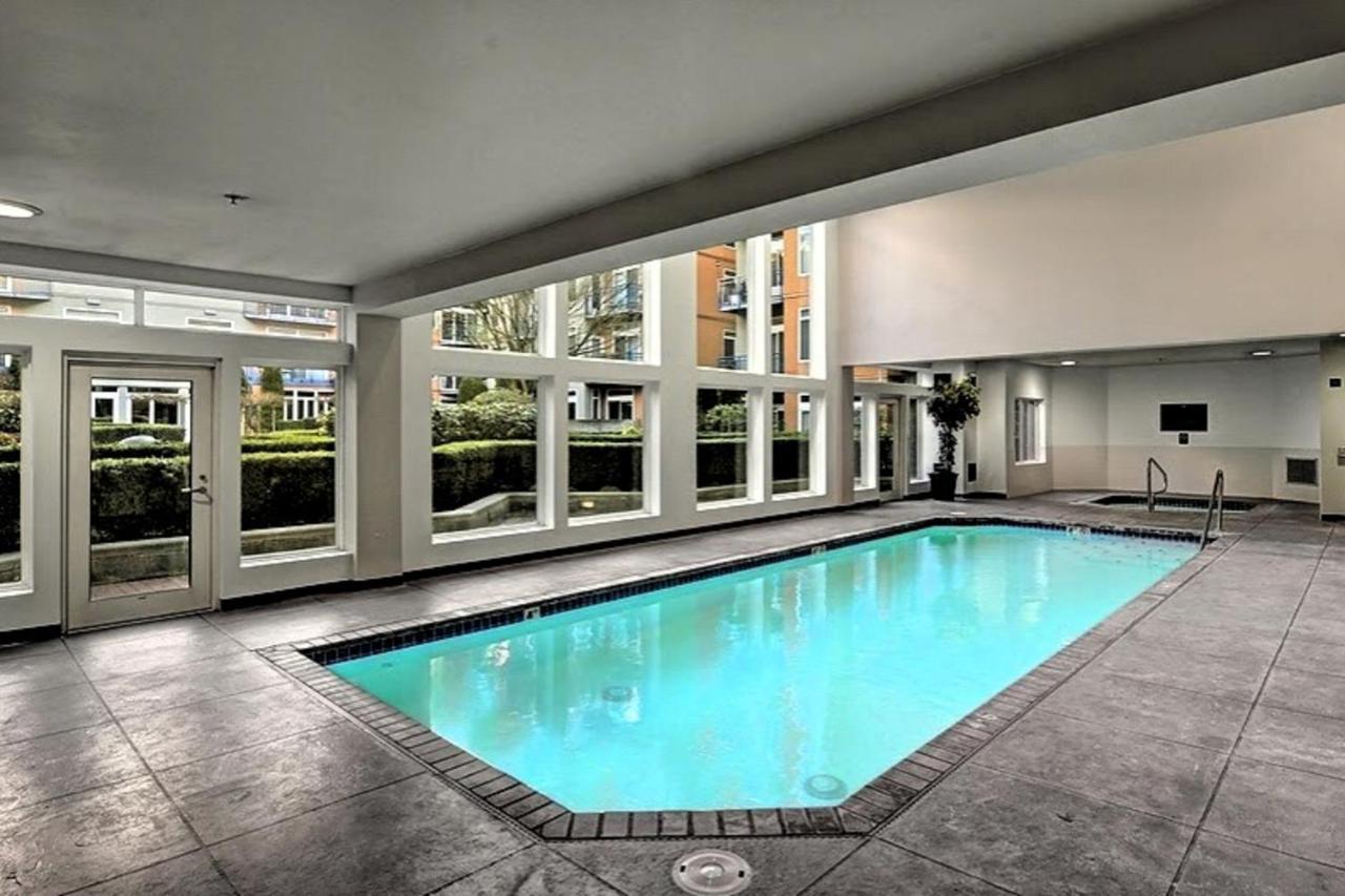 Cityscape Dreams Apartment