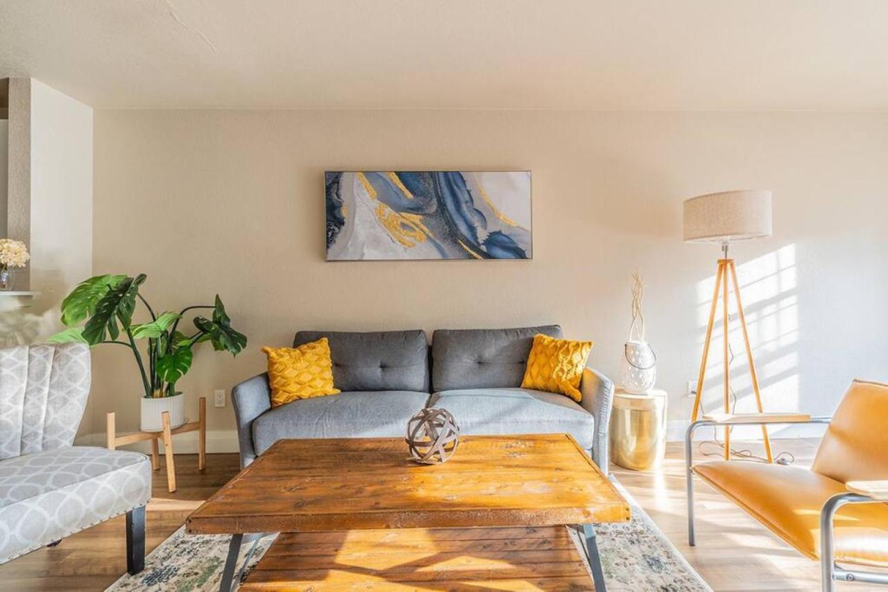 Modern And Spacious Apartment- Gym, Wifi, Free Parking