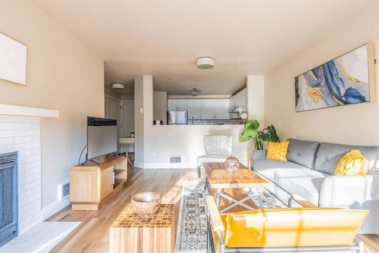Apartment Modern And Spacious Apartment- Gym, Wifi, Free Parking Seattle
