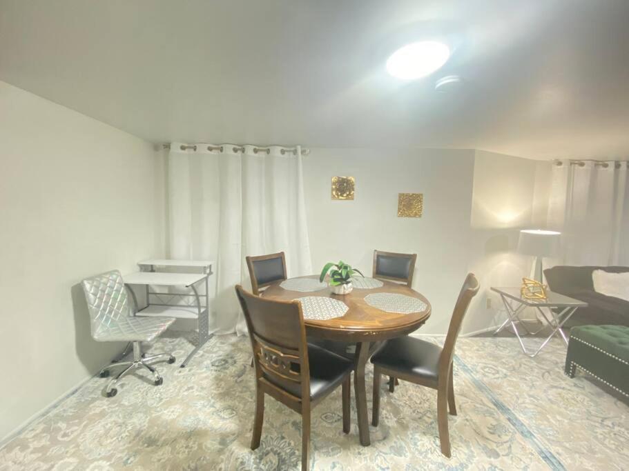 St1b Convenient Downtown Closeby