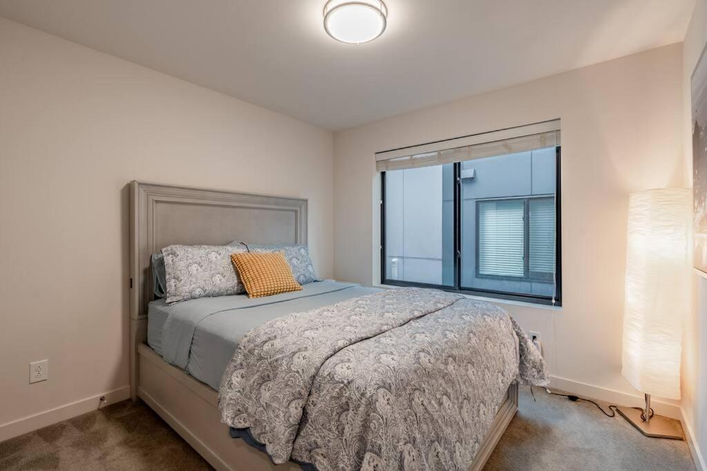 West Seattle's Modern Townhome *