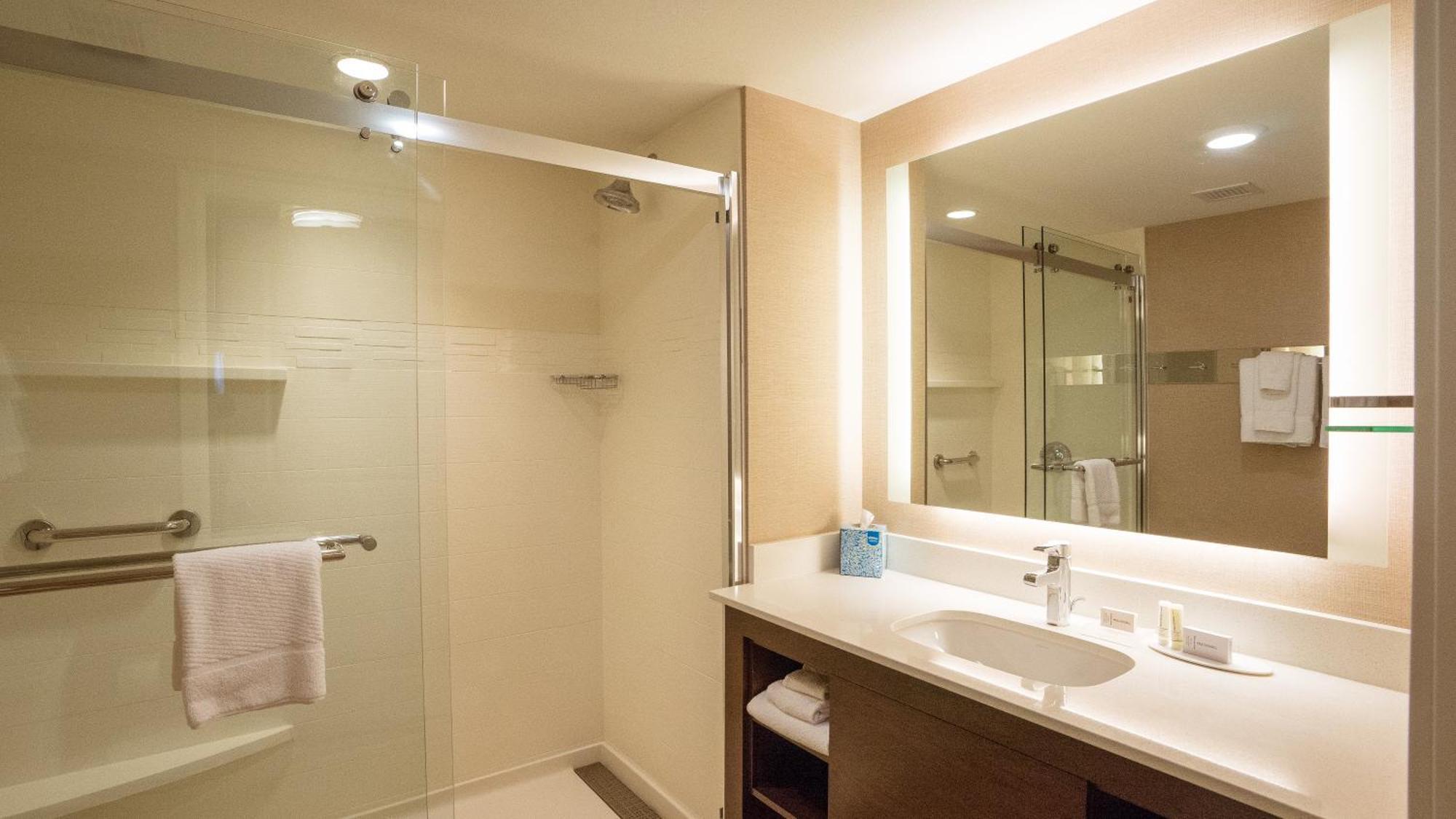 By Marriott District Seattle