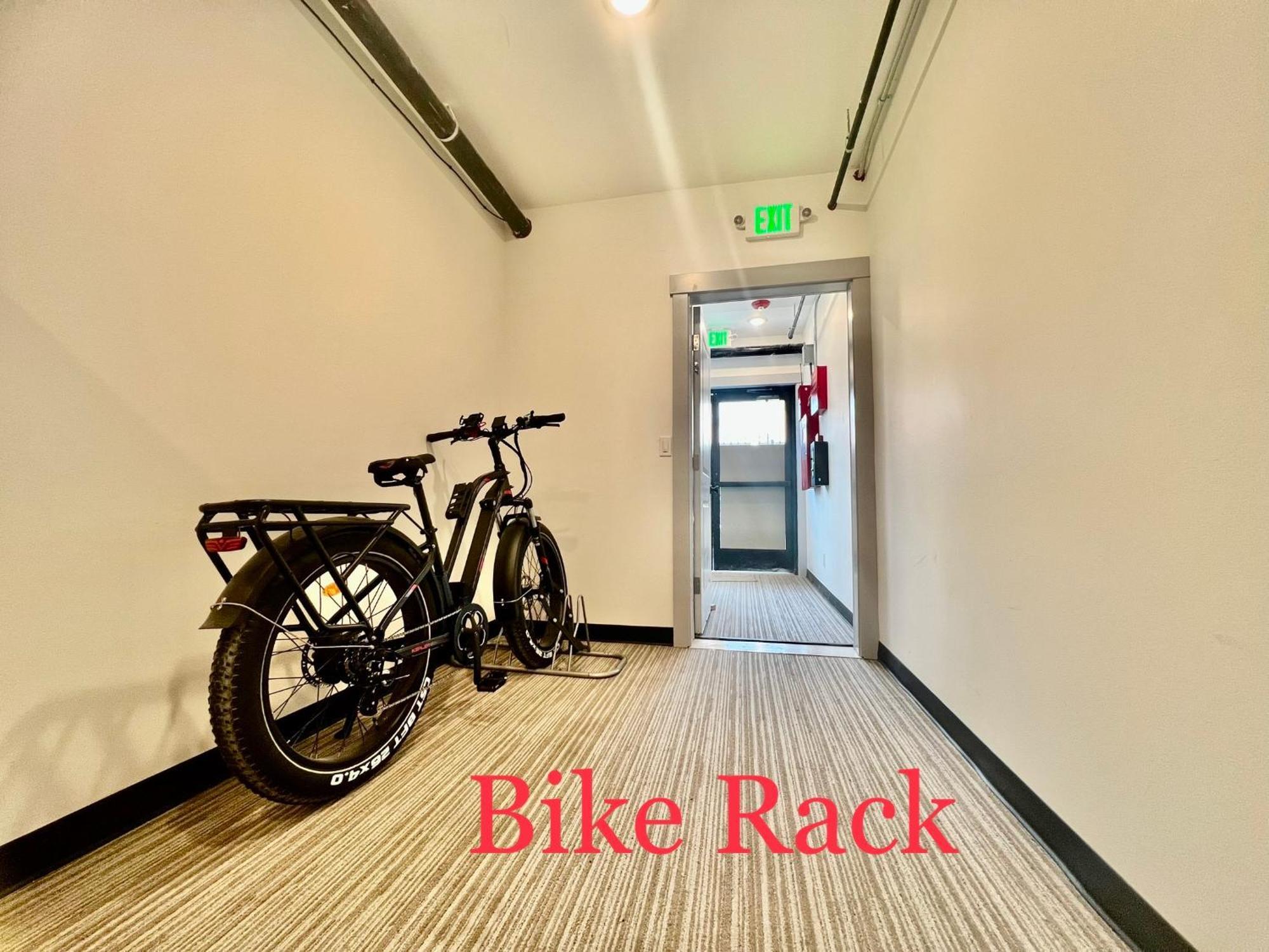 Alki Oasis: Modern Near & Downtown Seattle