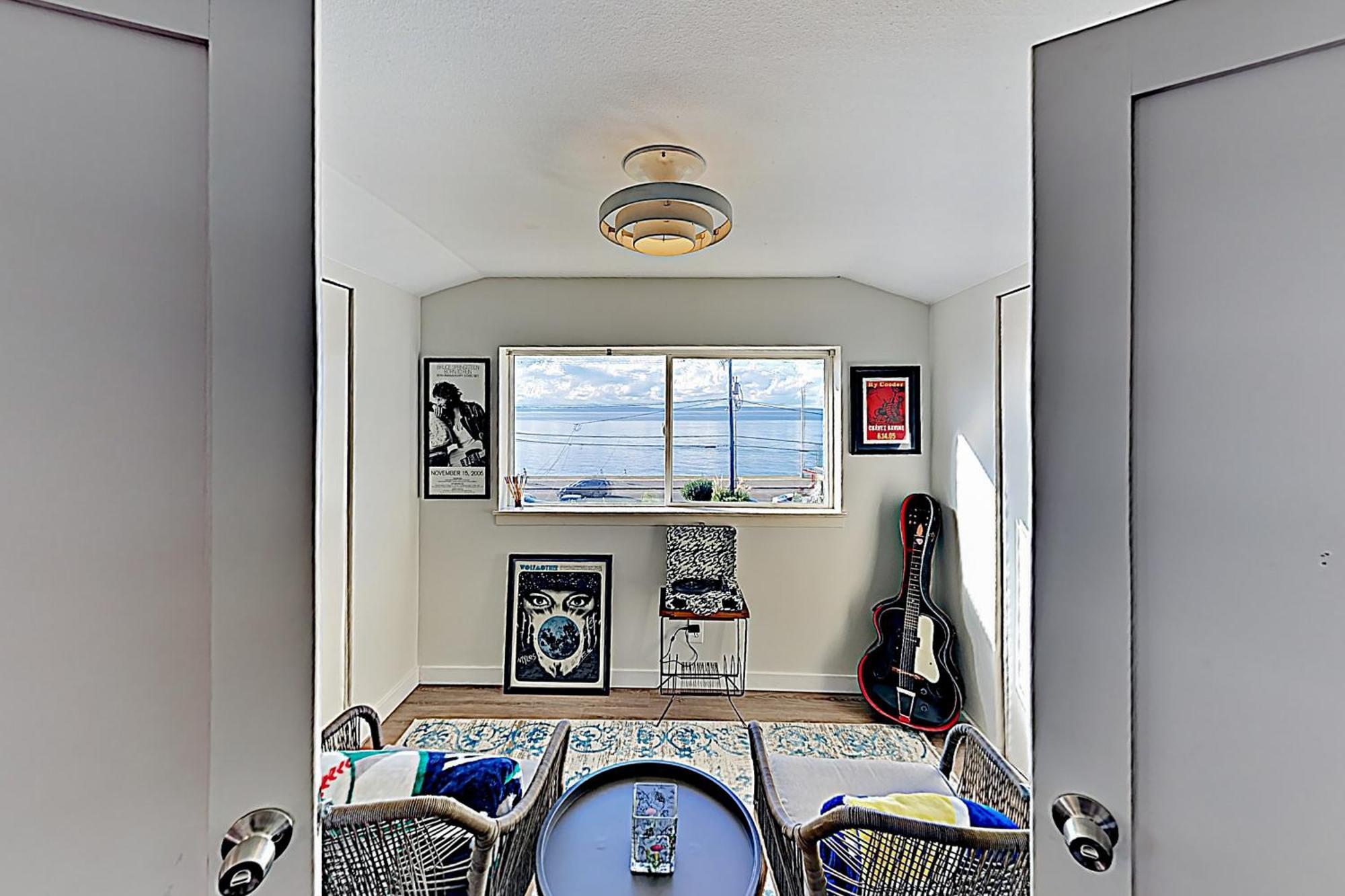 Alki Oasis