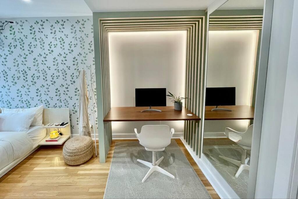 Vibes In North Capitol Hill Holiday home