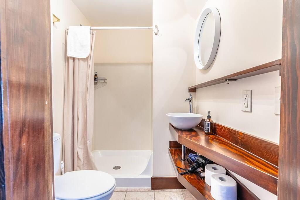 Charming In Capitol Hill - Foxglove Rm 7 Holiday home *