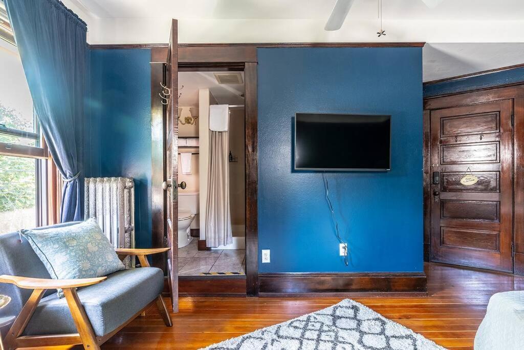 Holiday home Charming In Capitol Hill - Foxglove Rm 4