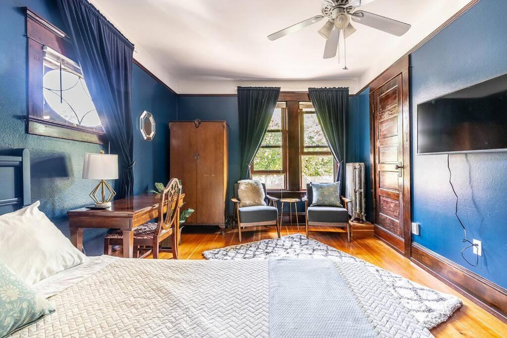 Charming In Capitol Hill - Foxglove Rm 4 Holiday home *