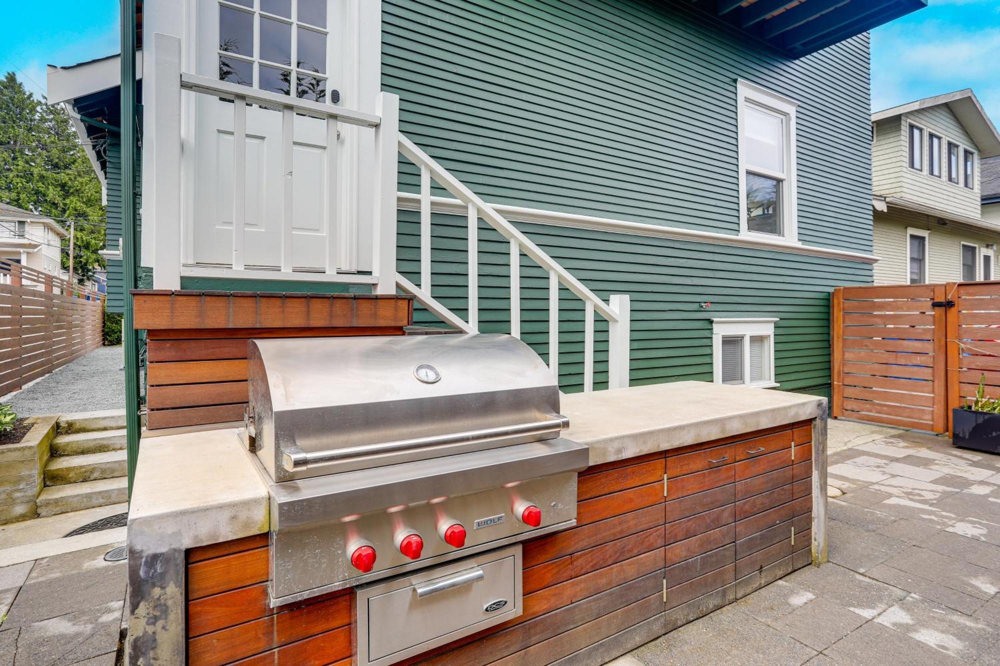 Queen Anne With Patio Walk To Restaurants Apartment *
