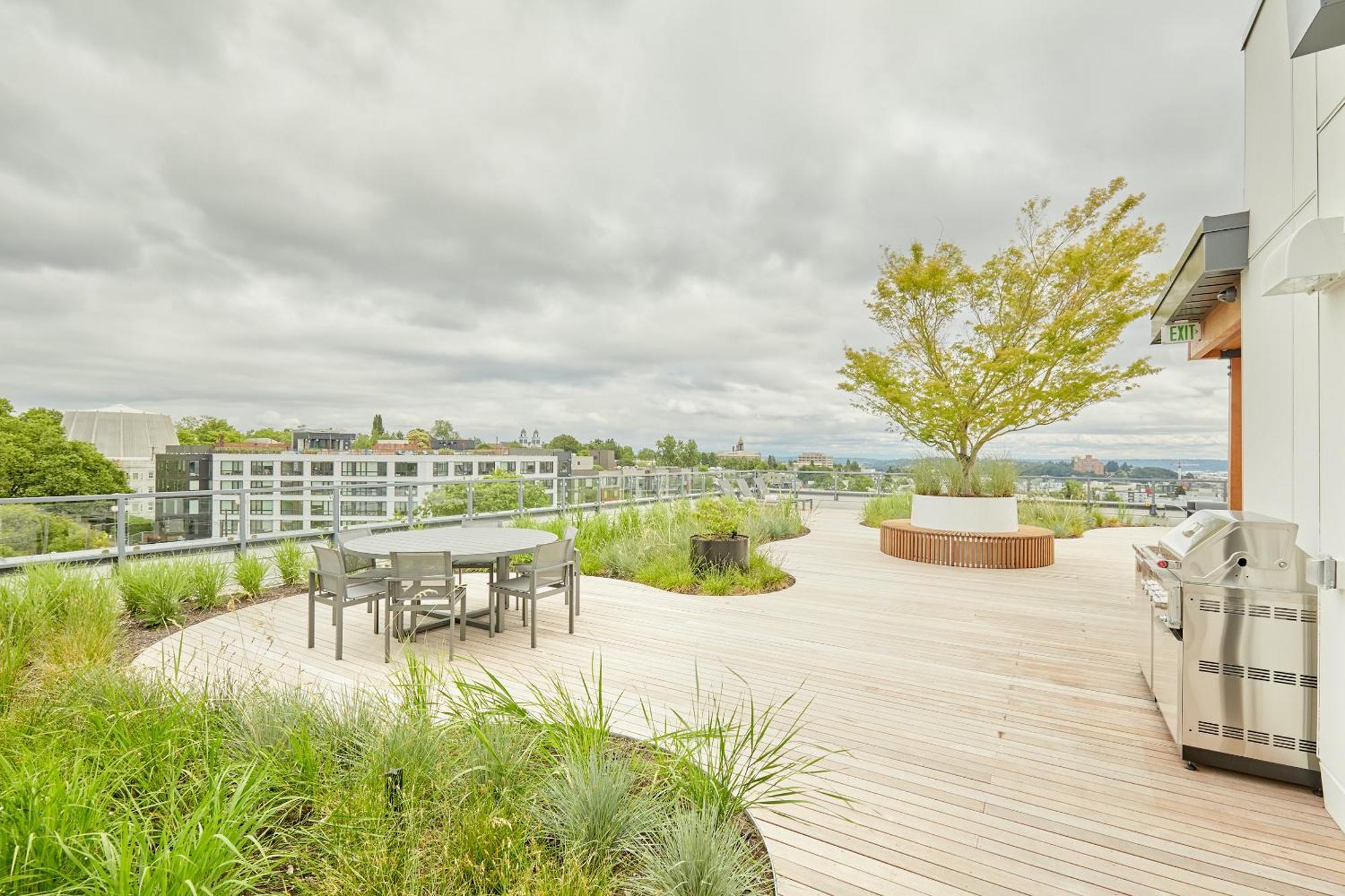 Sonder At Solis Hotel 4*