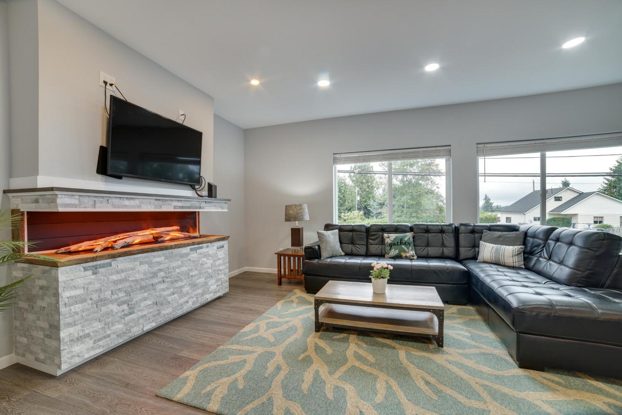 Luxe Vacation About 9 Mi To Downtown! Holiday home