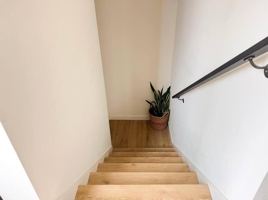 Apartment Modern 2 Bedroom Townhome Seattle