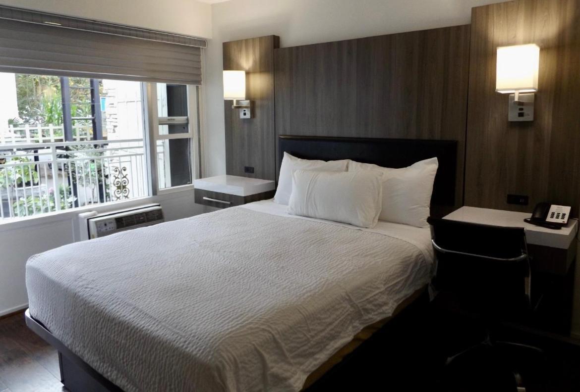 Hotel King's 3*