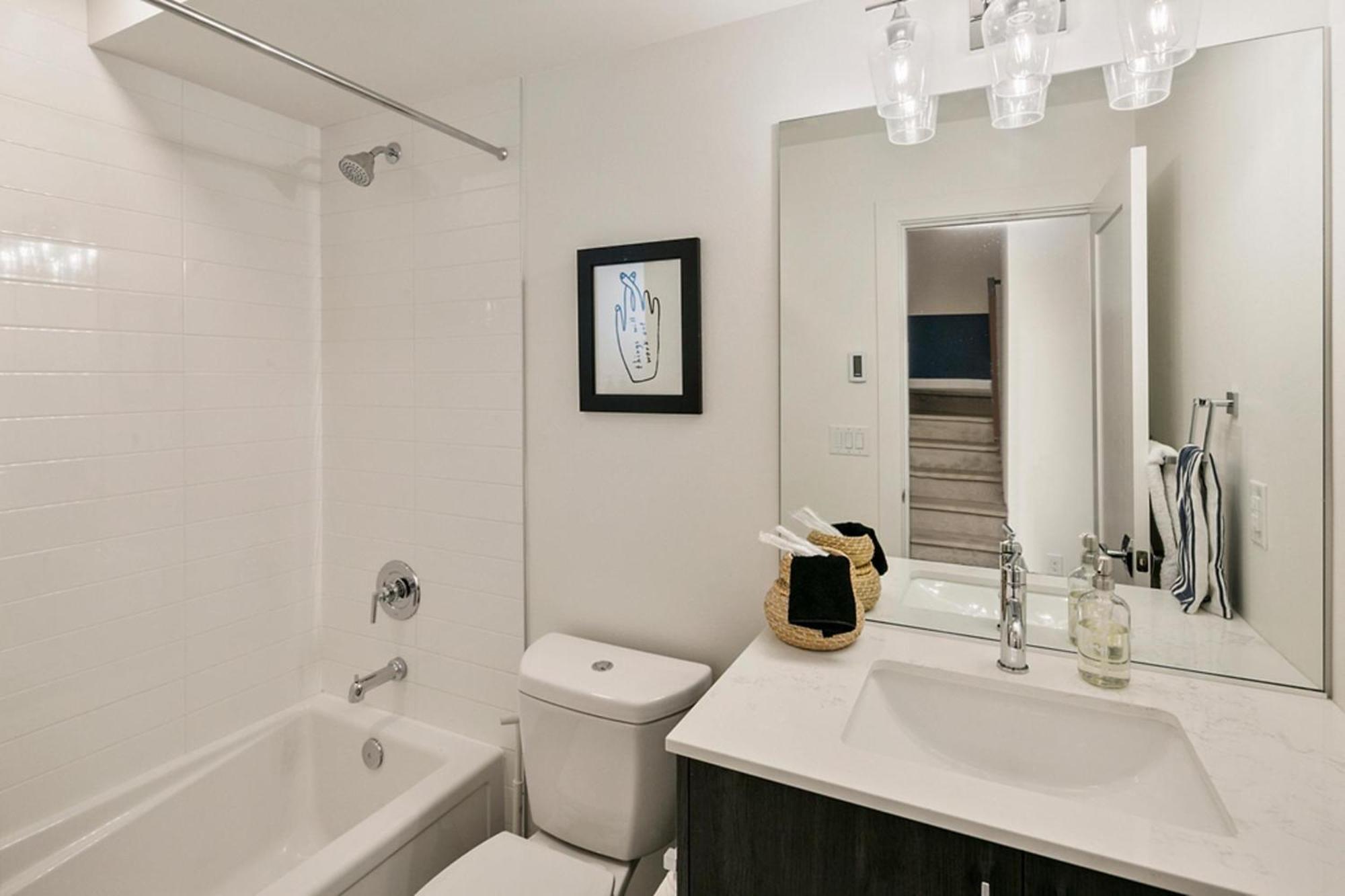 Urban Abode 18 By Betterstay * Seattle