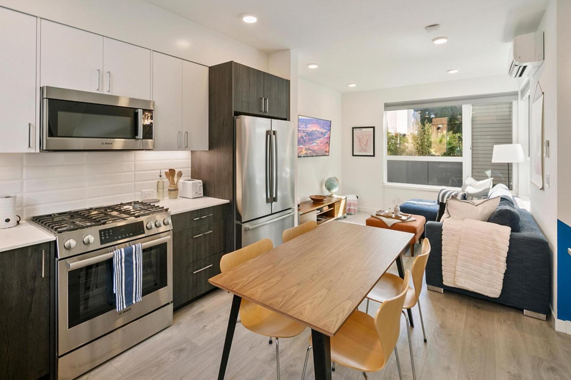 Urban Abode 18 By Betterstay * Seattle