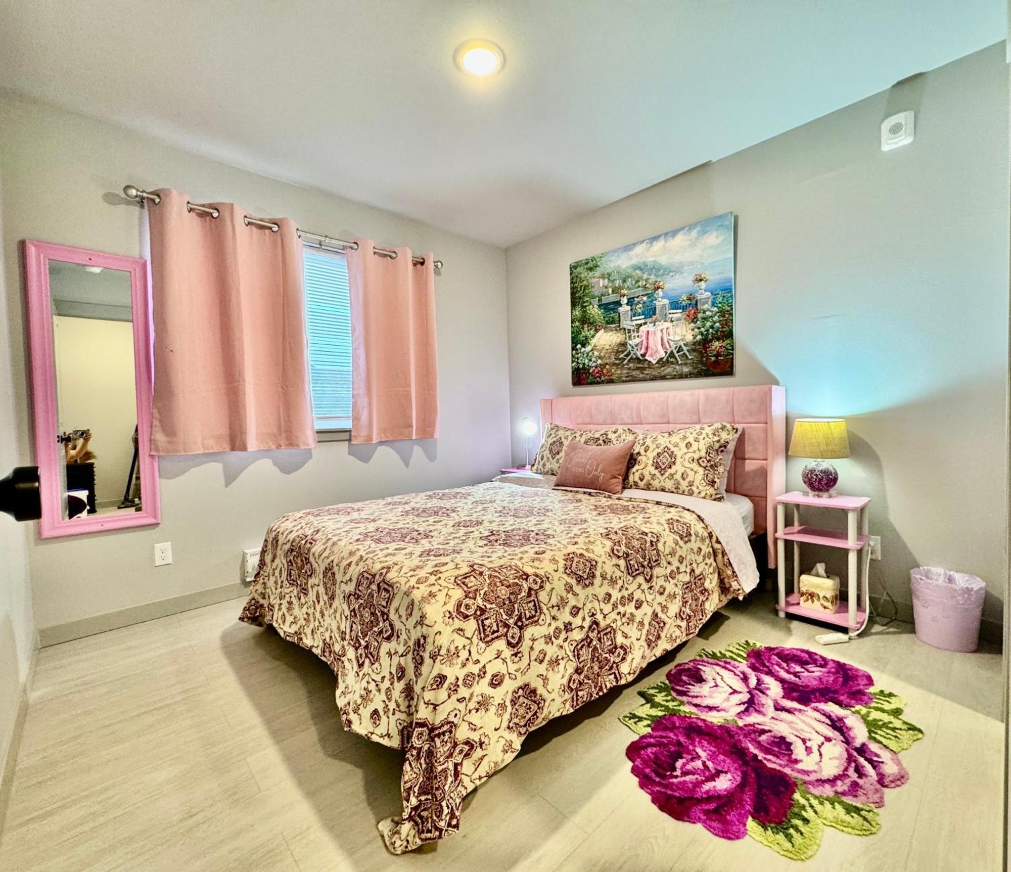 Alki Oasis: Modern Near & Downtown Apartment *