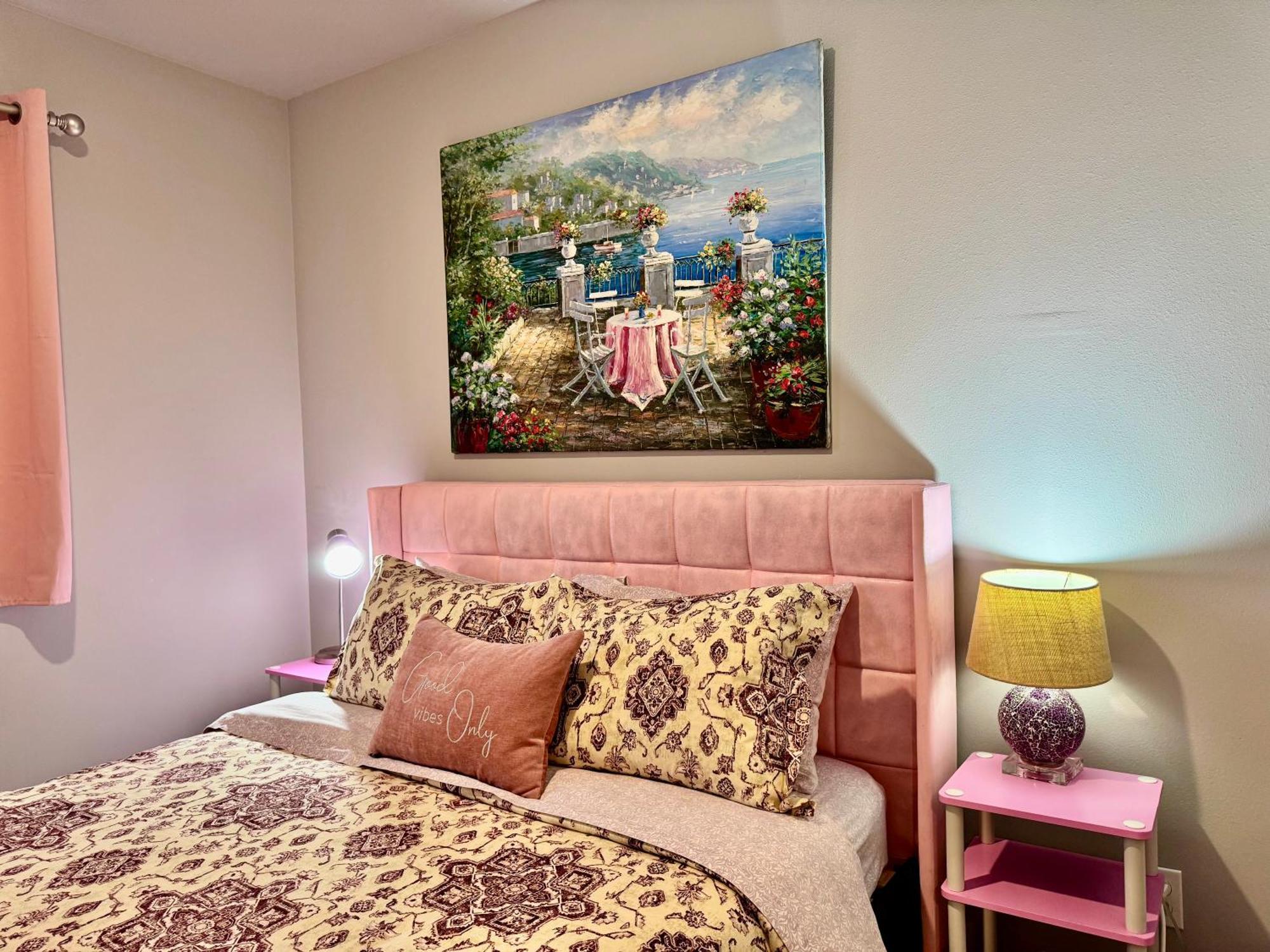 Alki Oasis: Modern Near & Downtown Seattle