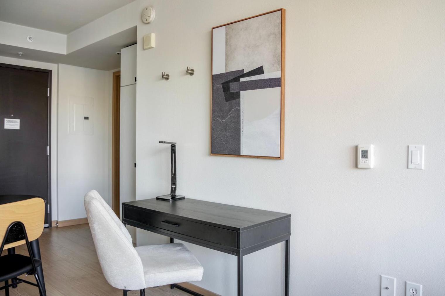 Bell Town Jr 1br W Rooftop Deck Nr Dining Sea-661 Apartment
