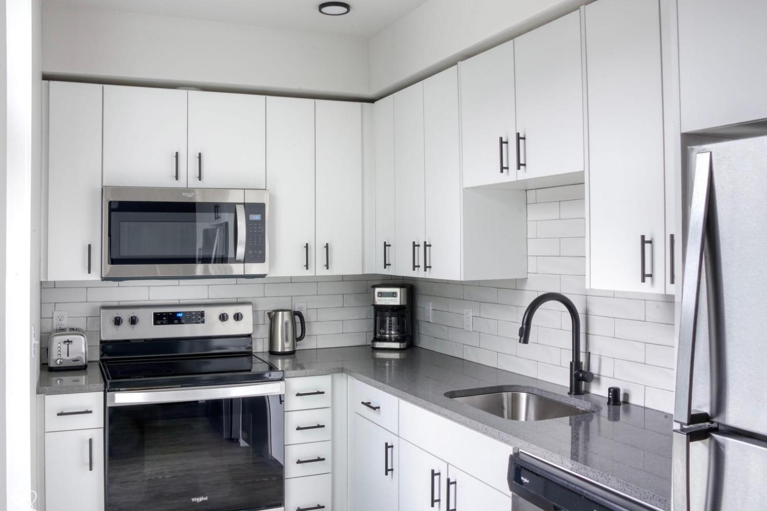 Lower Queen Anne 1br W Garden Bbq Game Sea-699 Seattle