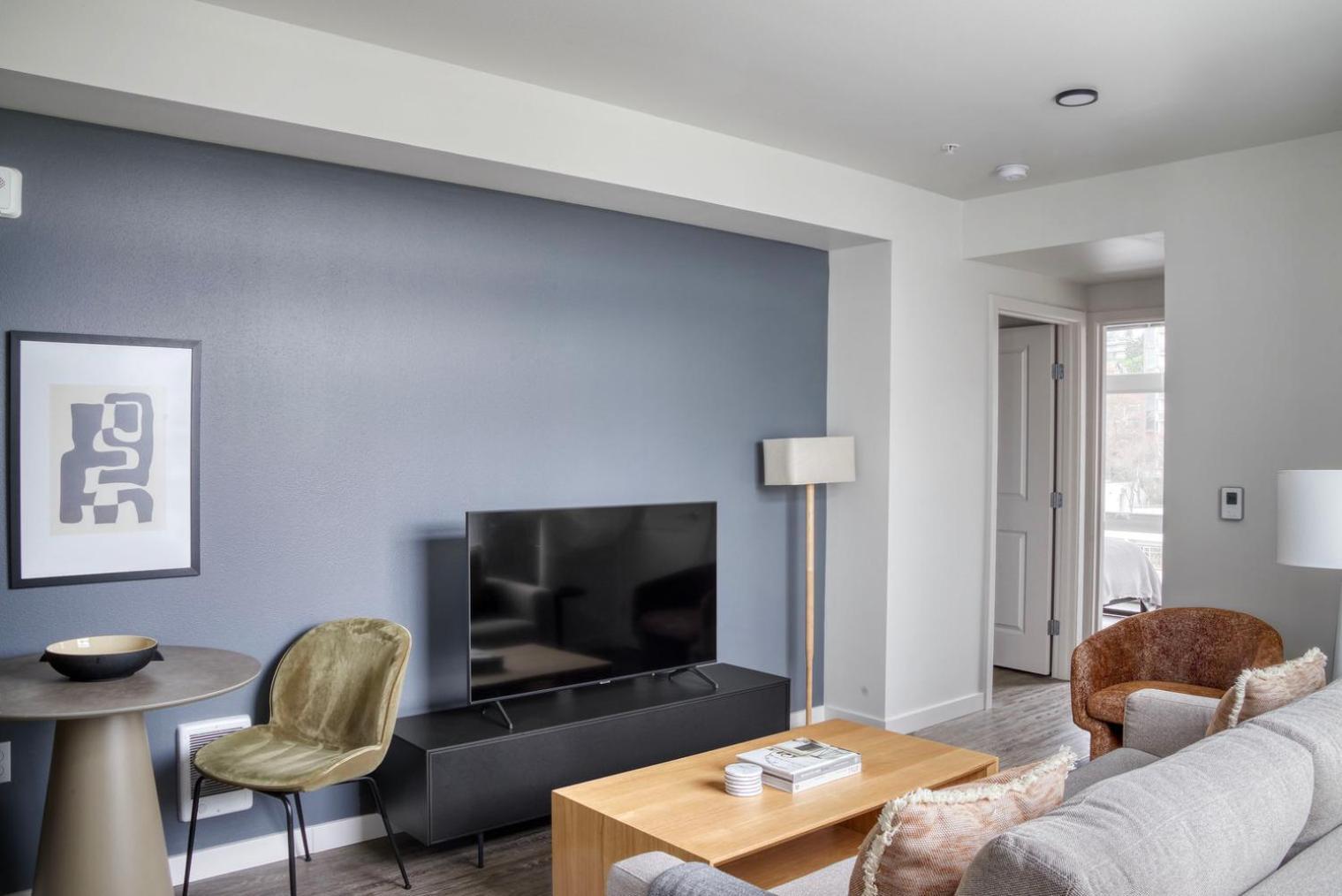 Lower Queen Anne 1br W Garden Bbq Game Sea-699 Apartment *
