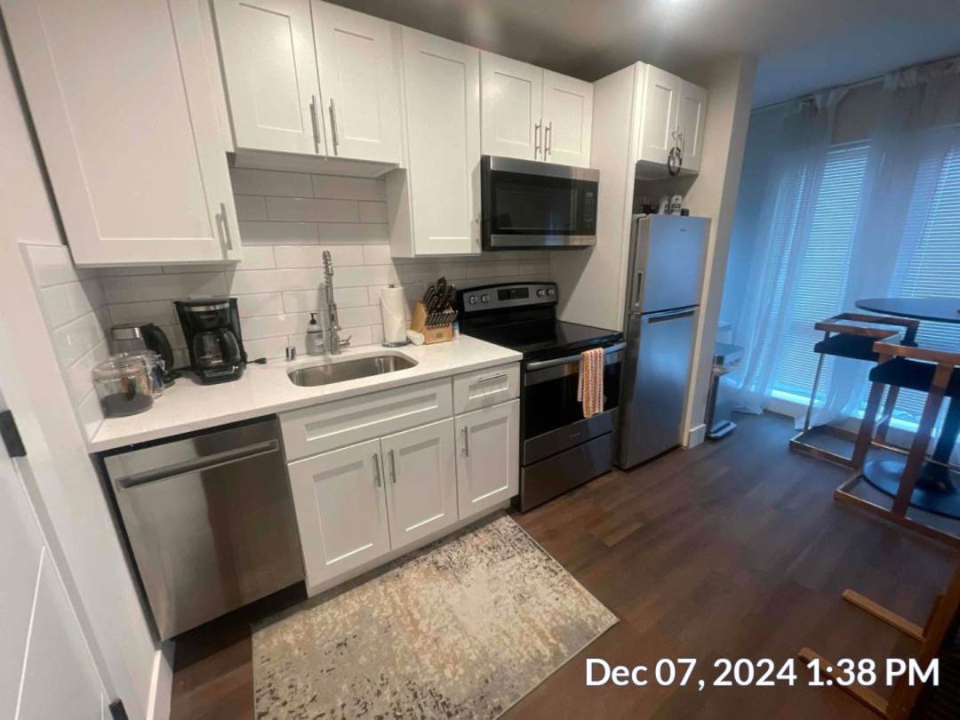 Luxe Modern Retreat In The