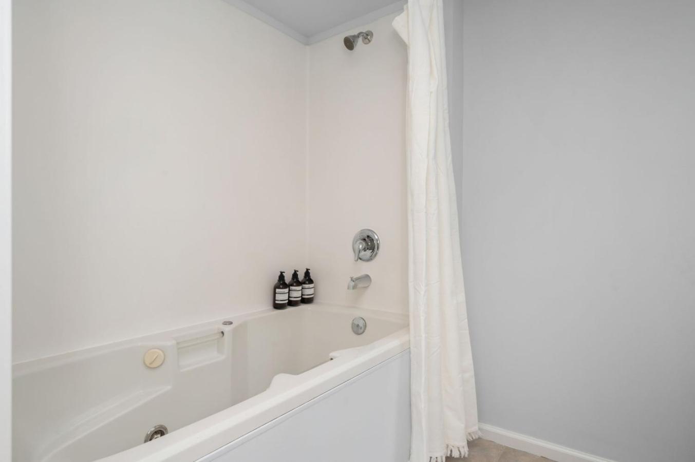 Holiday home 3br 3ba Kerry Park Retreat In Queen Anne