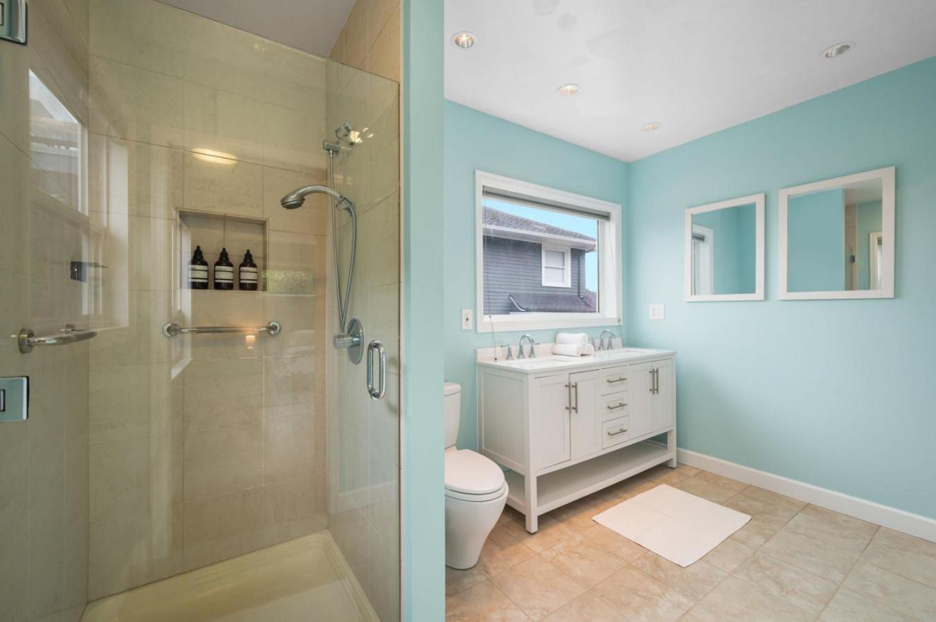 3br 3ba Kerry Park Retreat In Queen Anne * Seattle