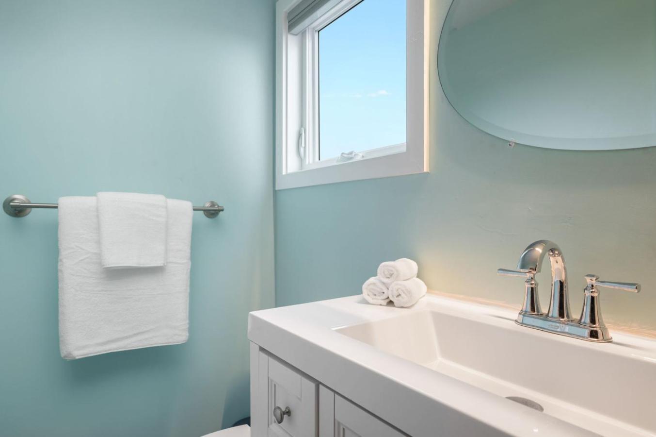3br 3ba Kerry Park Retreat In Queen Anne