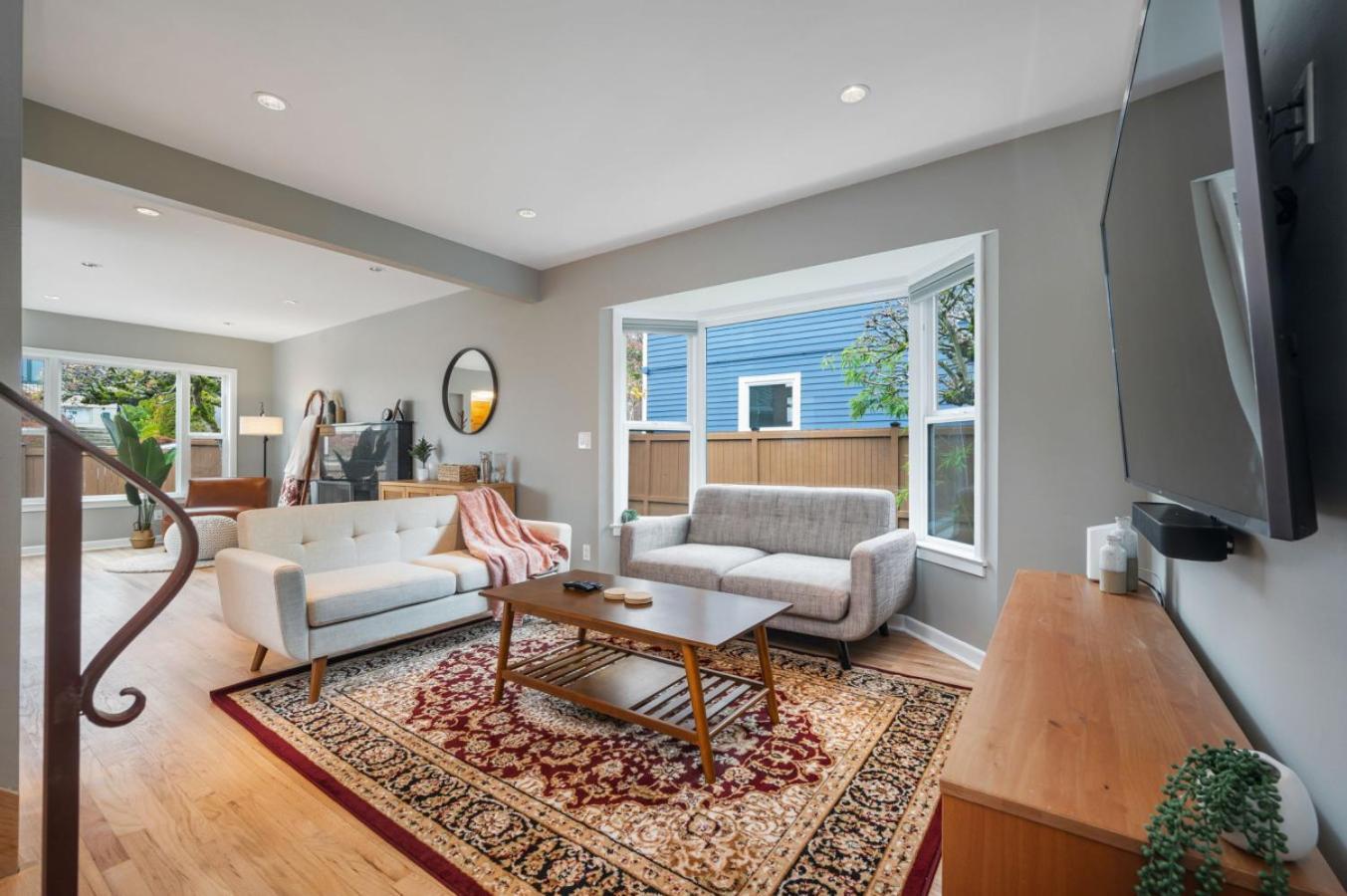 3br 3ba Kerry Park Retreat In Queen Anne * Seattle