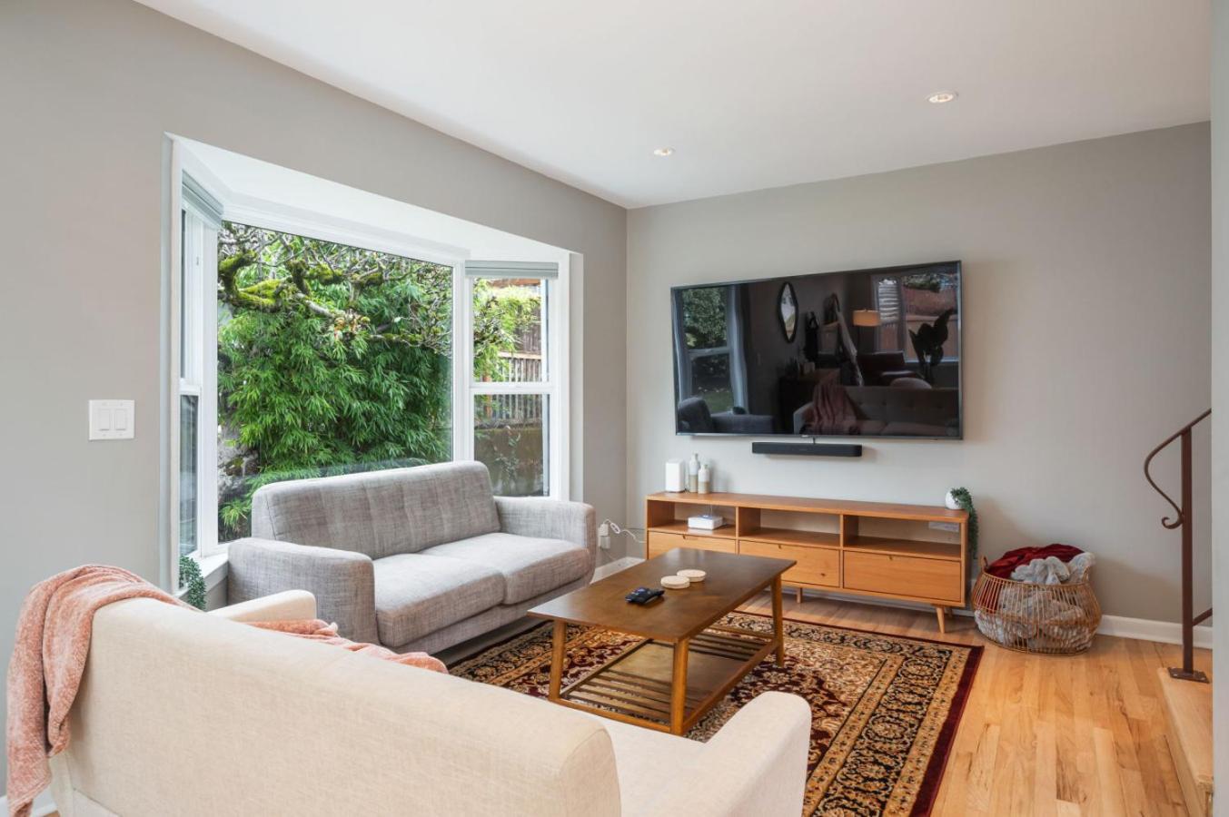3br 3ba Kerry Park Retreat In Queen Anne Holiday home *