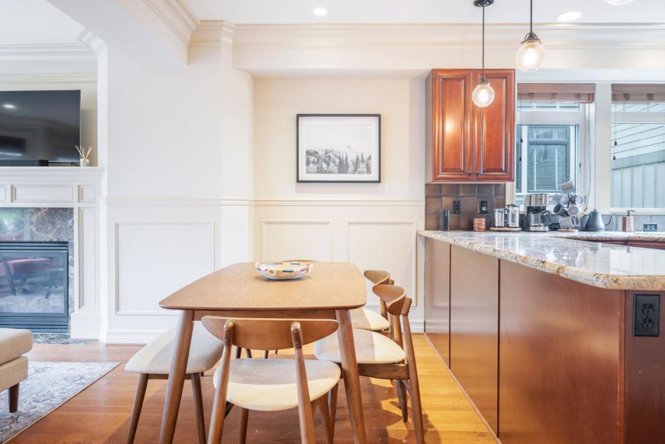 Holiday home 3br 2ba Kinnear Townhouse In Queen Anne, *