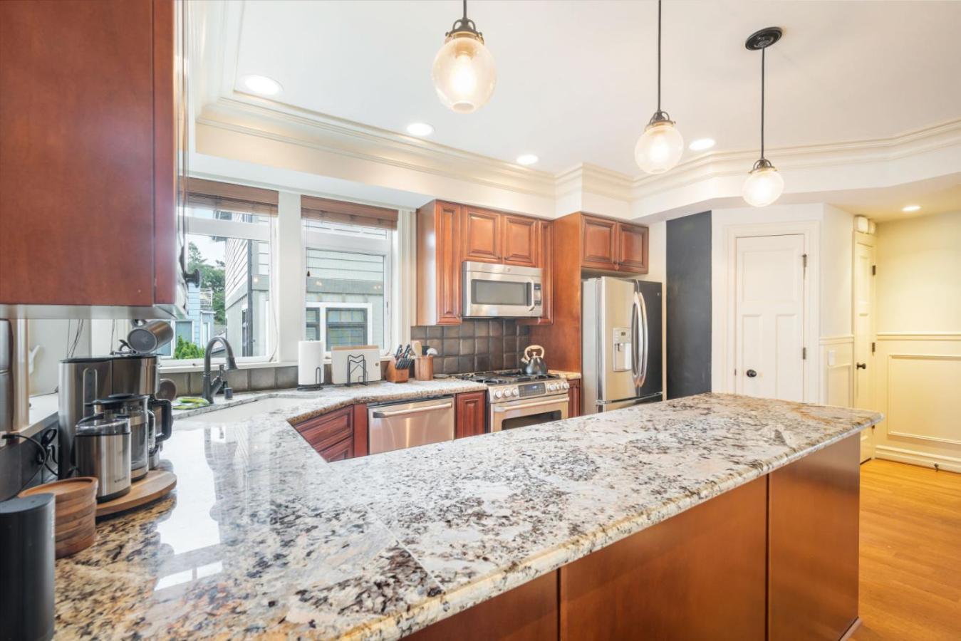3br 2ba Kinnear Townhouse In Queen Anne, *