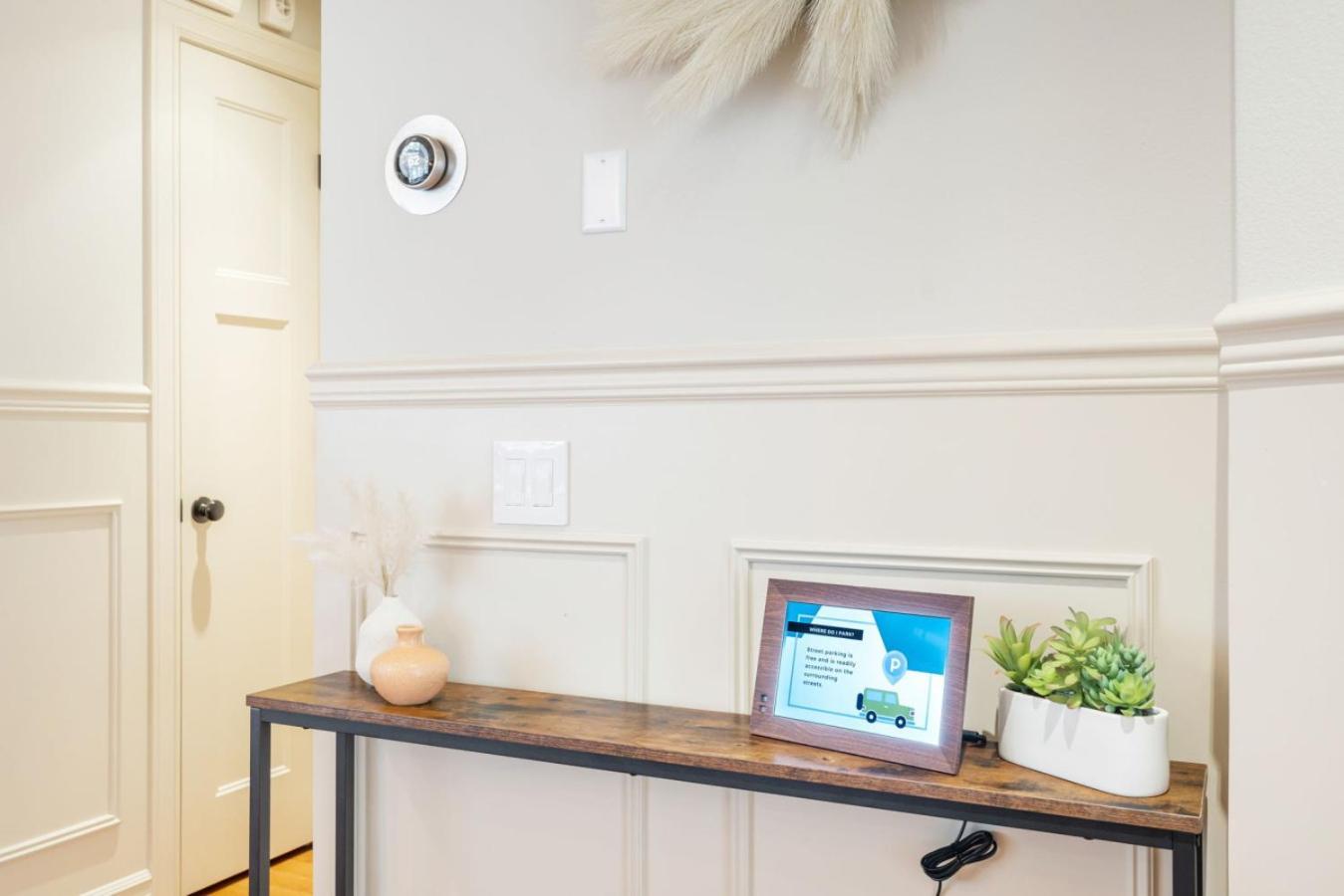 3br 2ba Kinnear Townhouse In Queen Anne, * Seattle