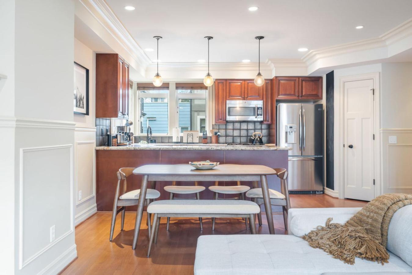 Holiday home 3br 2ba Kinnear Townhouse In Queen Anne,