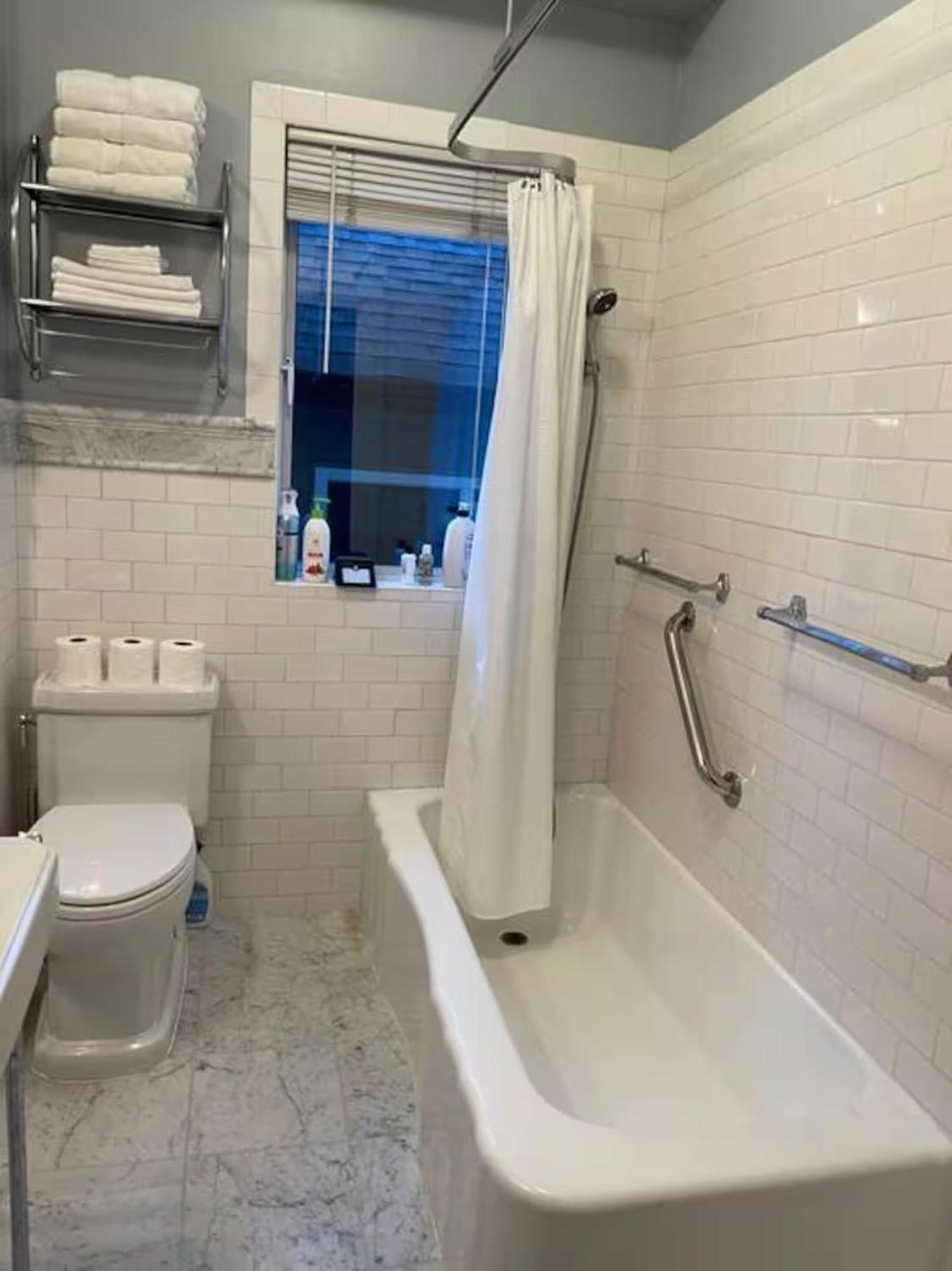 Hotel Escape Queen Anne W Private Deck 5*