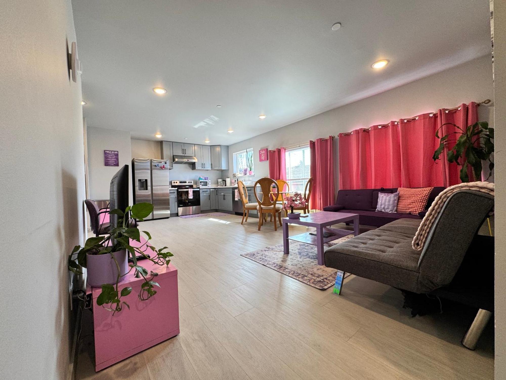 Apartment Alki Oasis: Modern Near & Downtown *