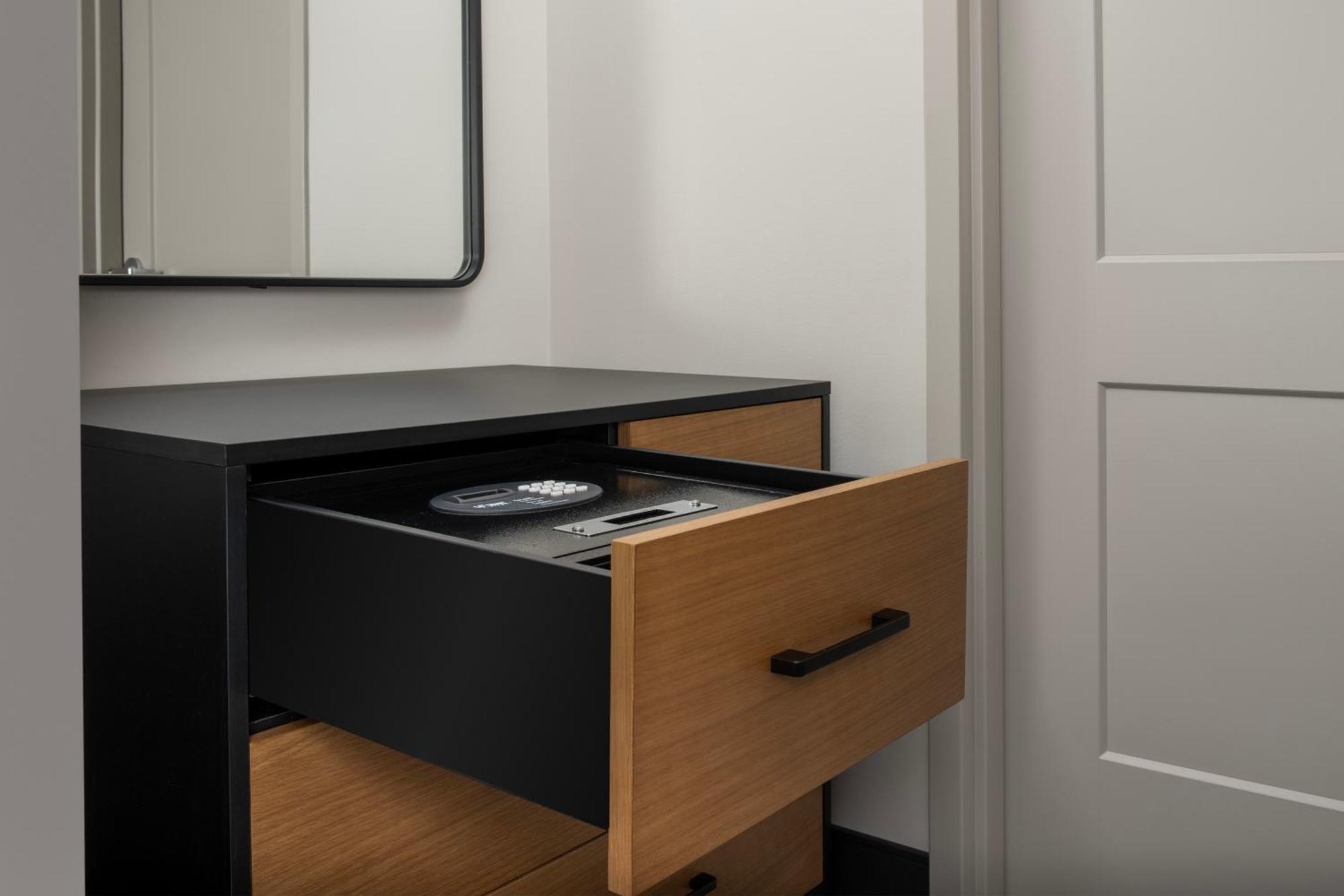 By Marriott Northgate Station Hotel 3*