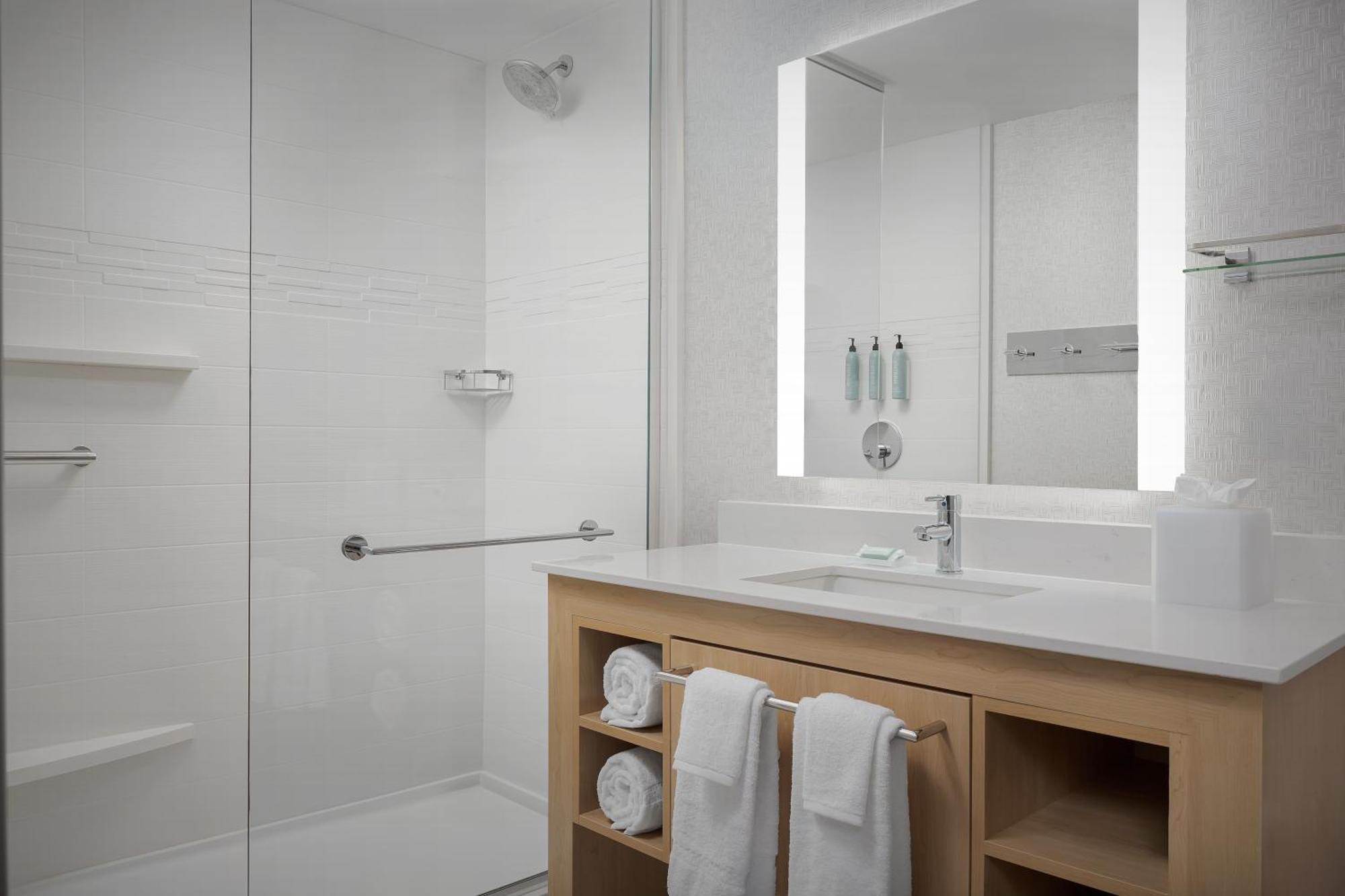 By Marriott Northgate Station 3*