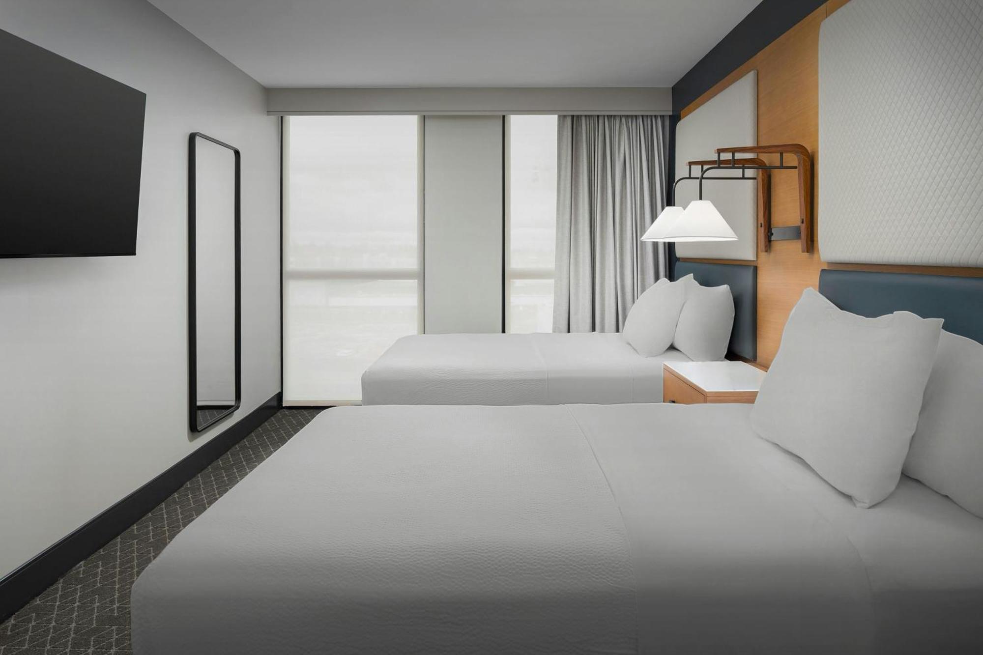 Hotel By Marriott Northgate Station 3*