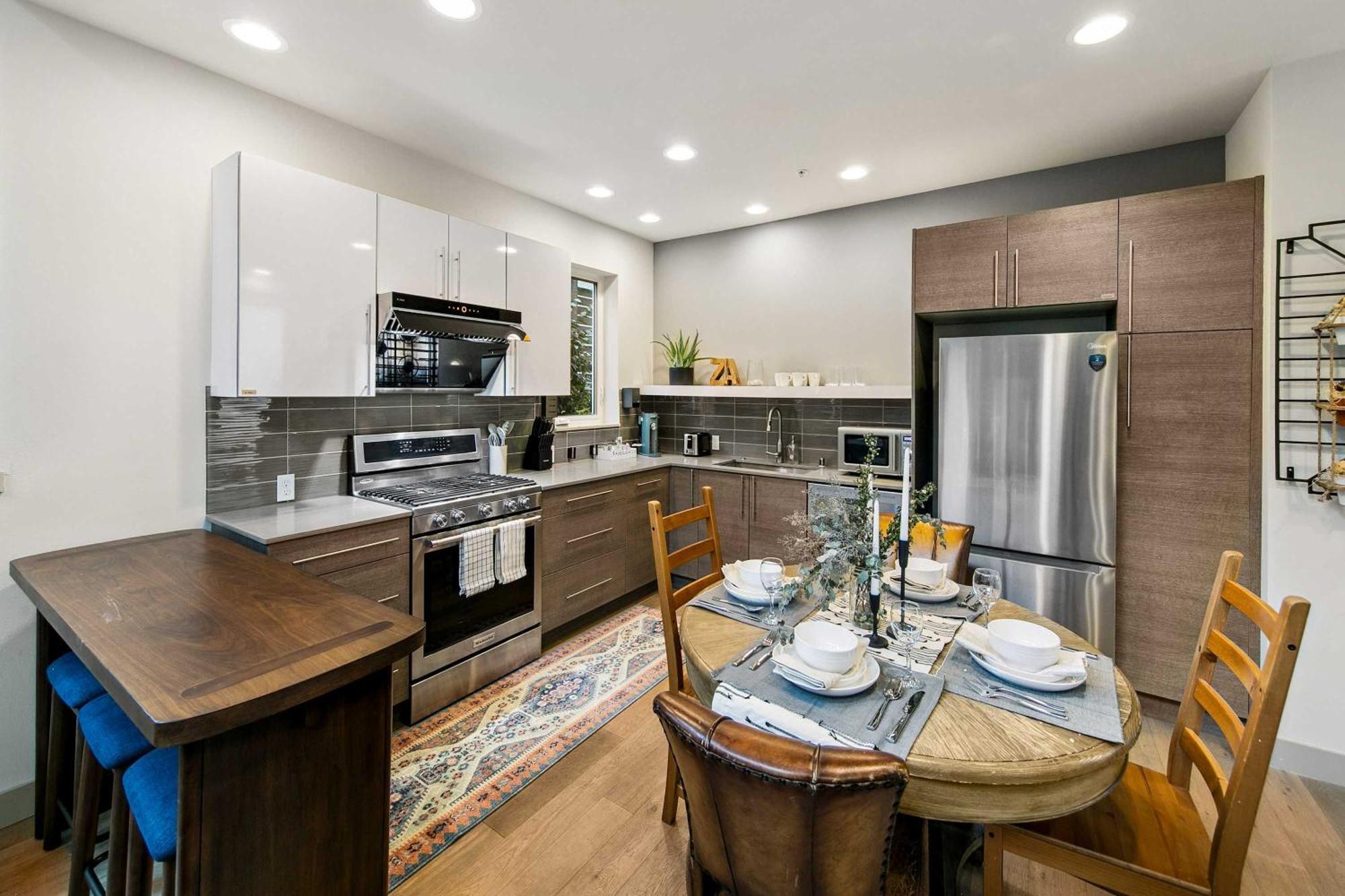 Holiday home & View Modern Retreat W Ac