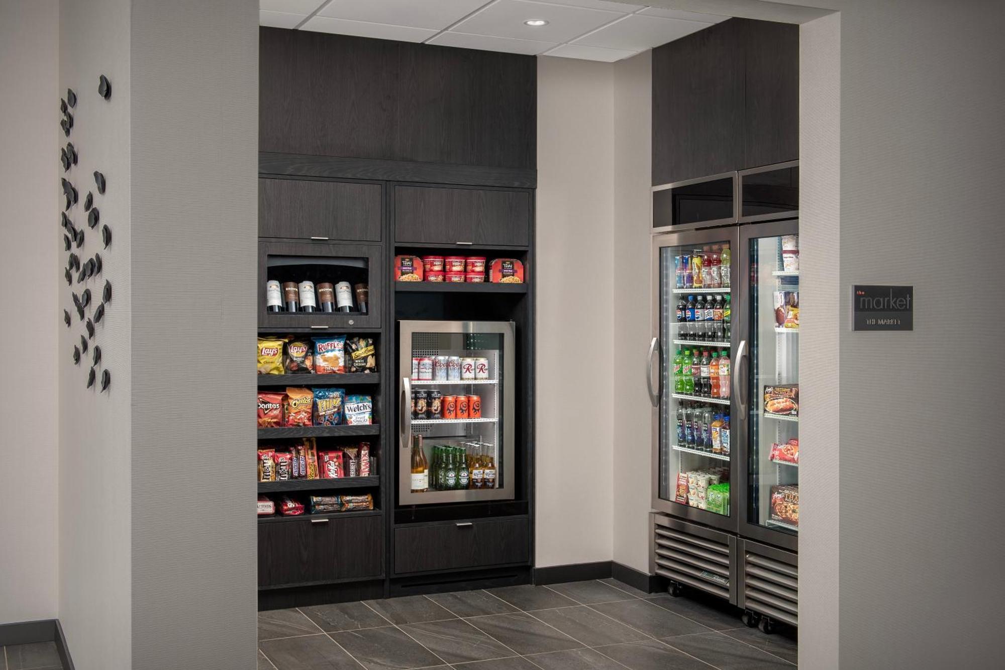 Hotel By Marriott Northgate Station 3*