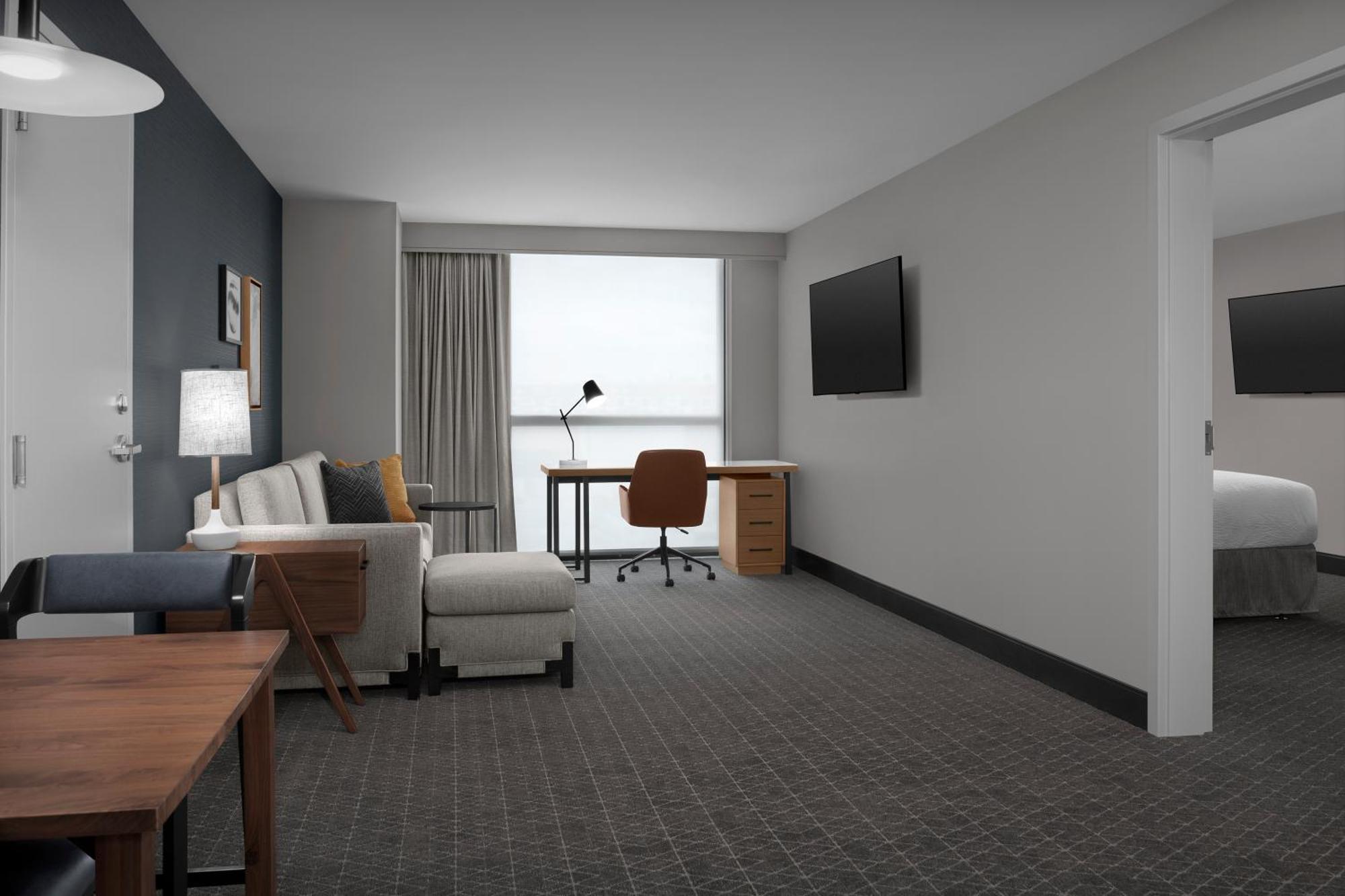 By Marriott Northgate Station Hotel 3*