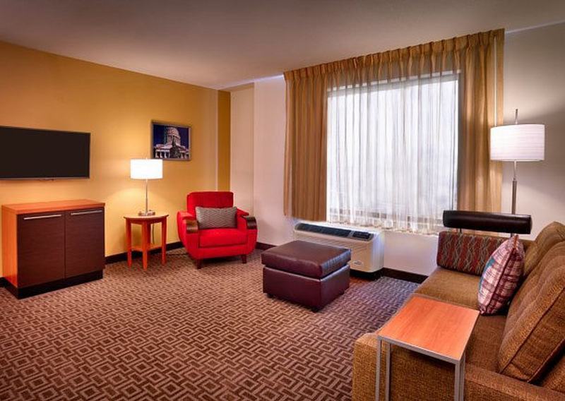 Hotel By Marriott District Seattle