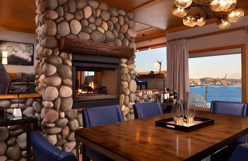 The Edgewater, A Noble House Seattle