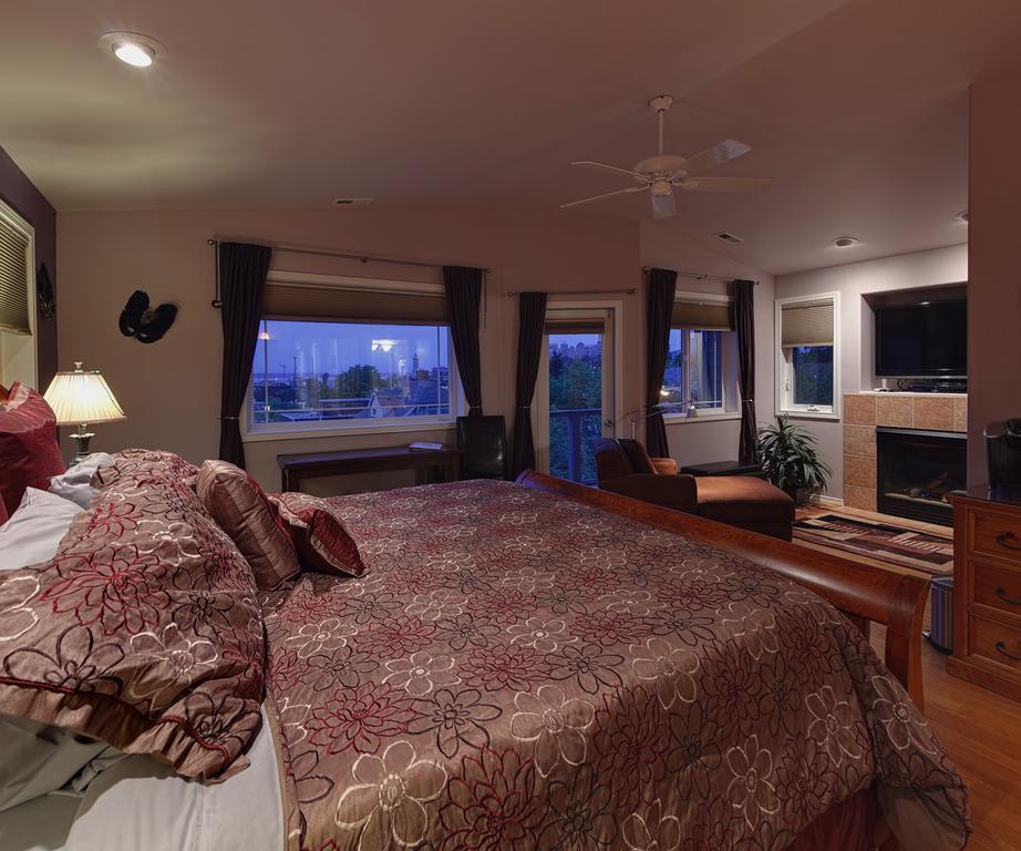 Bed & Breakfast Sleeping Bulldog 4*