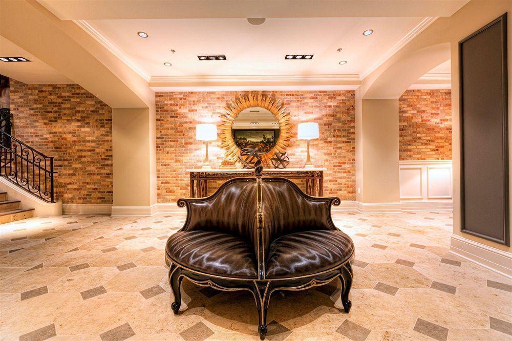 Ballard Hotel 3*