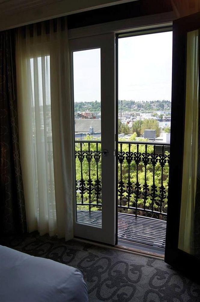 Ballard 3* Seattle