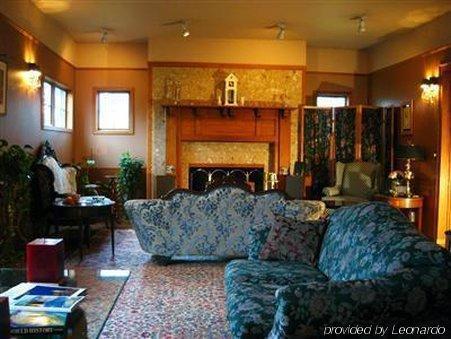 Bacon Mansion 3* Seattle